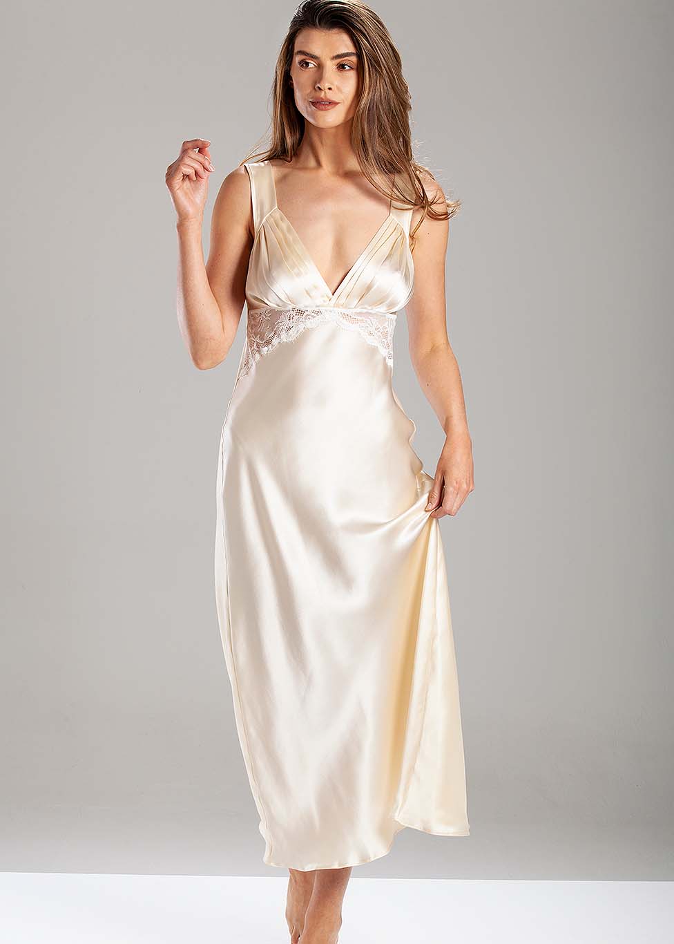 Leonora Nightdress